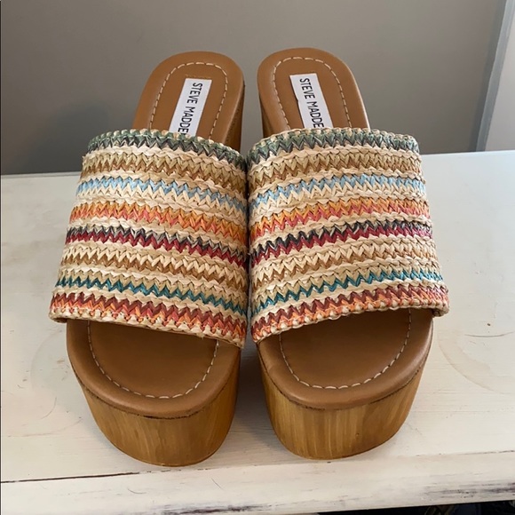 Steve Madden Raffia Wooden Platform Mules - Picture 2 of 4